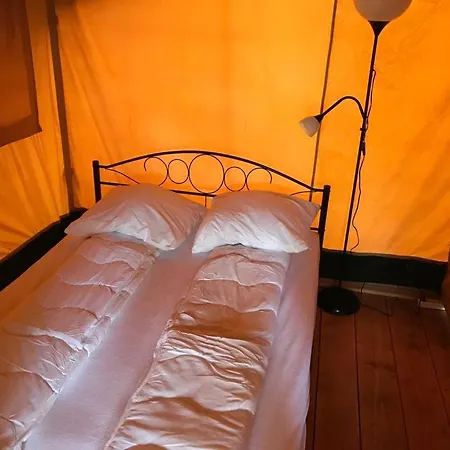 Glamping Safaritent Op Camping De Rimboe *