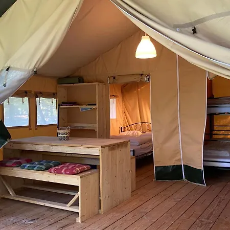 Glamping Safaritent Op Camping De Rimboe * Lunteren