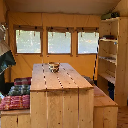 Glamping Safaritent Op Camping De Rimboe Luxe tent Lunteren